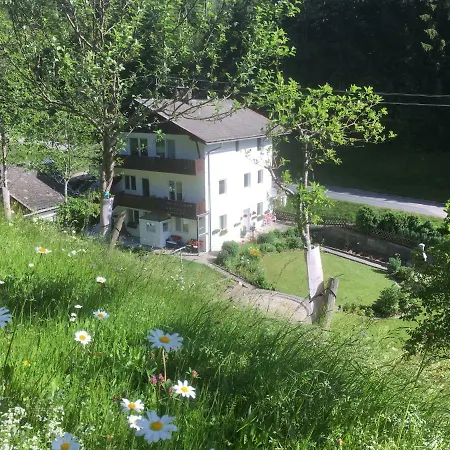 Apartamento Ginnys Place